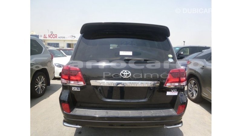 Comprar importar carro toyota land cruiser negro en import - dubai