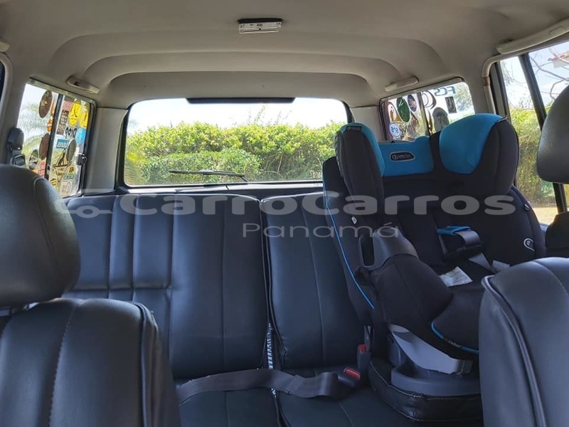 Comprar usados carro toyota land cruiser otro en panamá en panamá